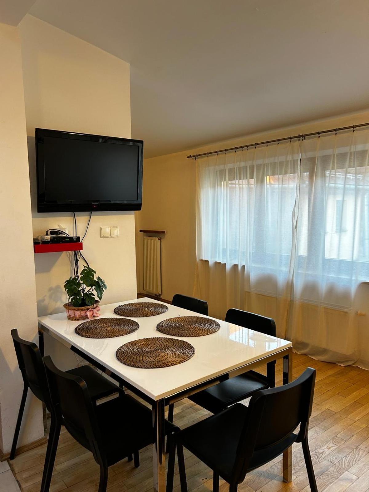 Golden Apartments With Lift - Old Town Krakow Exterior photo