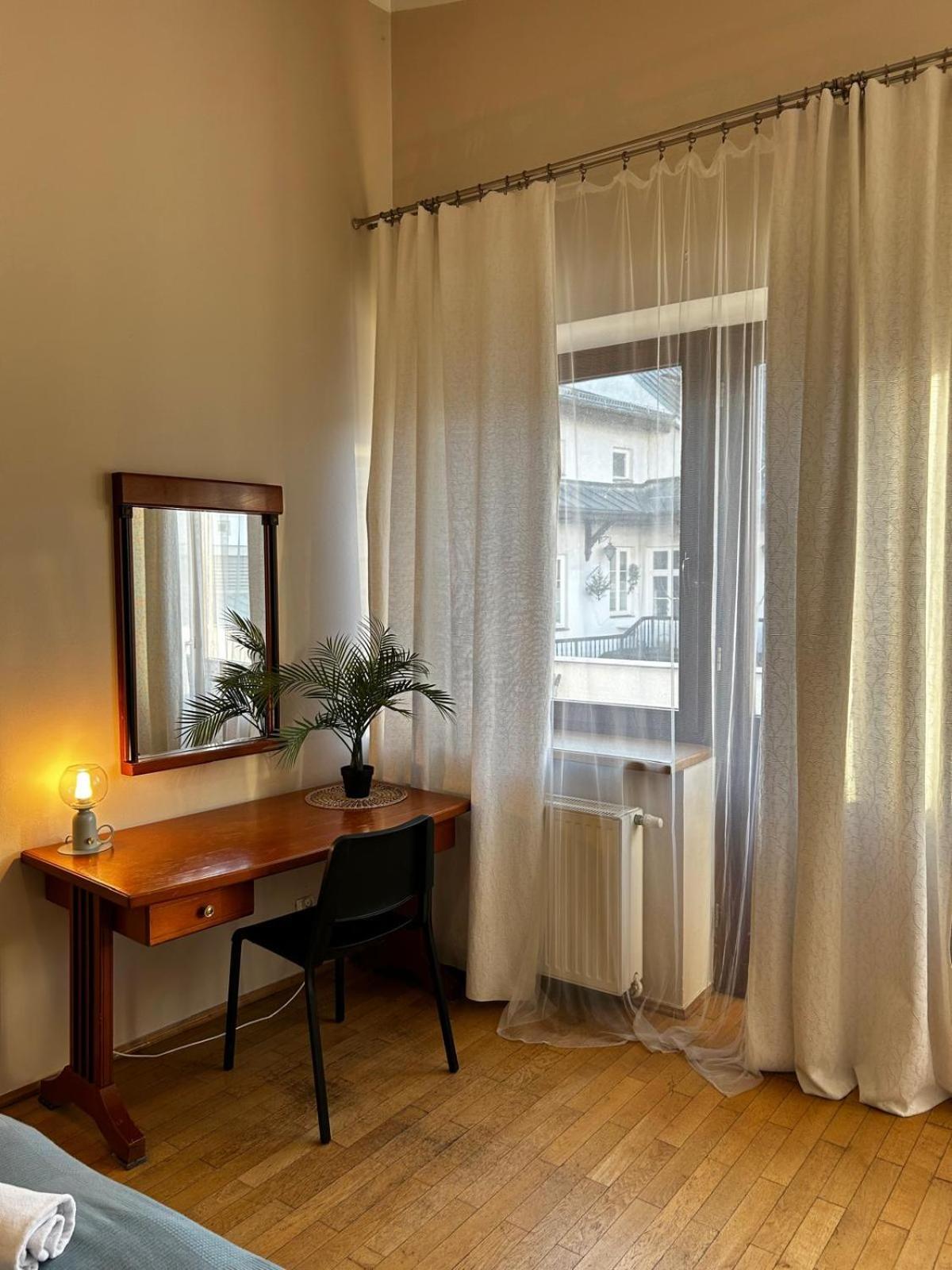 Golden Apartments With Lift - Old Town Krakow Exterior photo