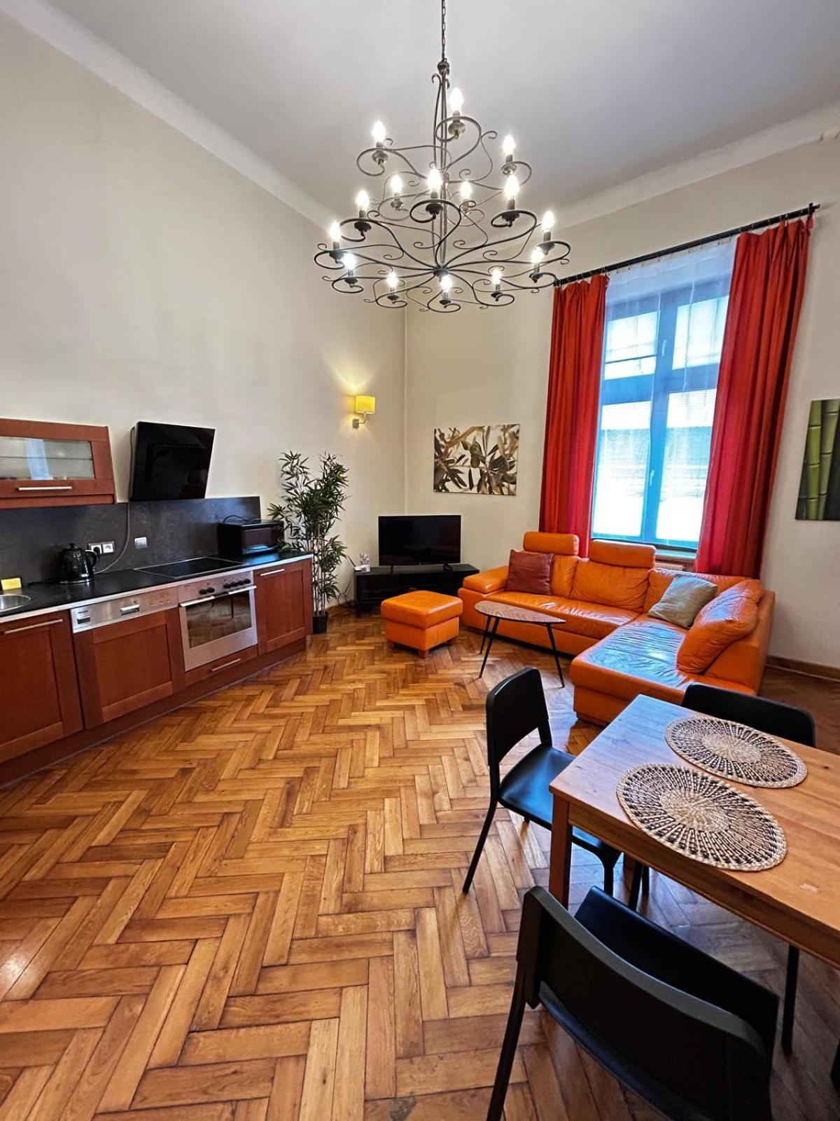 Golden Apartments With Lift - Old Town Krakow Exterior photo