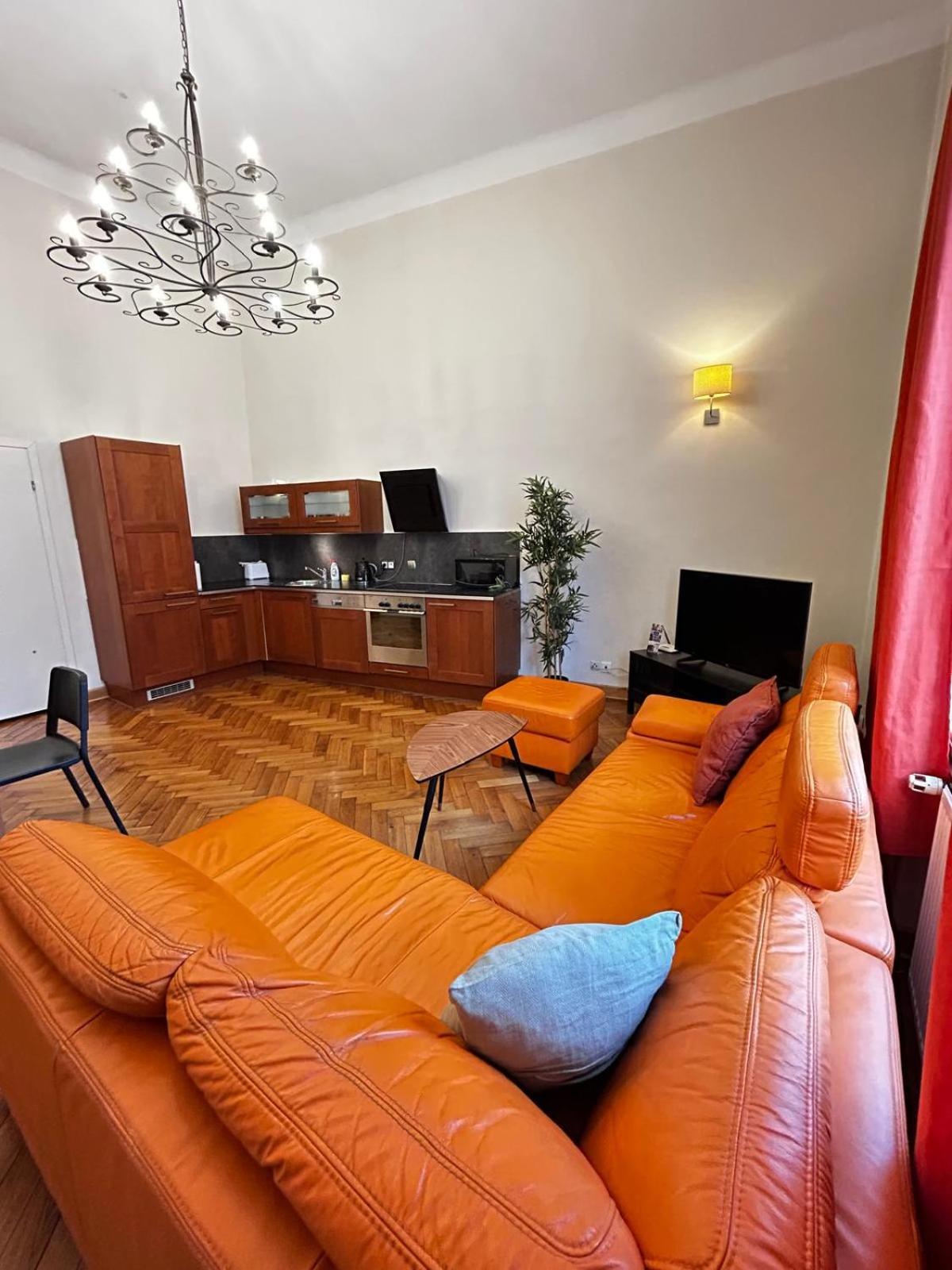 Golden Apartments With Lift - Old Town Krakow Exterior photo